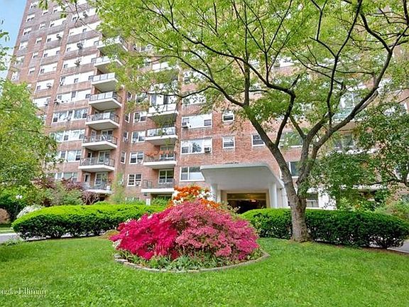 2nd image of 750 Kappock St APT 714