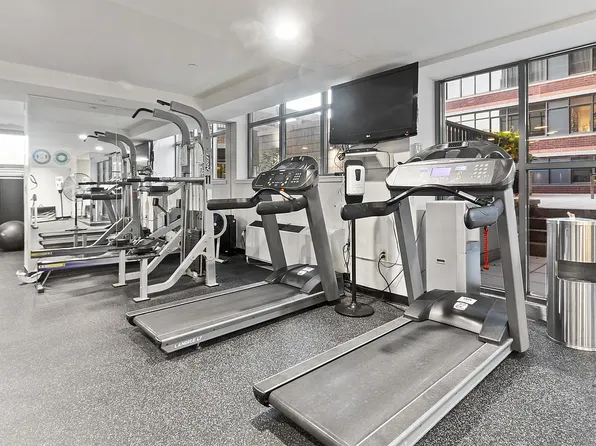 1485 Fifth Avenue image 8 of 12