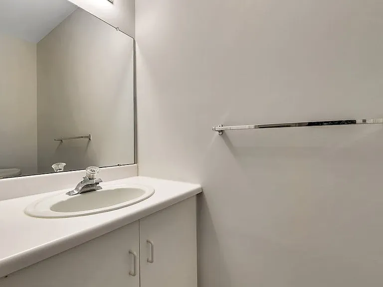 1015 Cumberland Ct — Photo 10