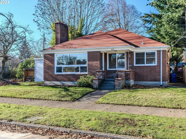 7007 N Knowles Ave, Portland, OR 97217