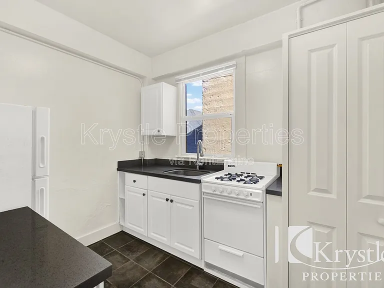 310 West St #2 — Photo 11