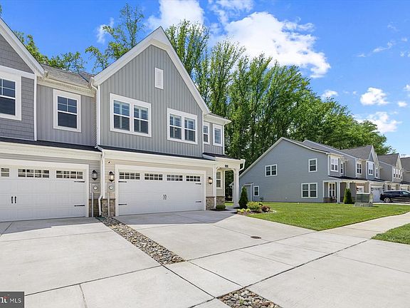 3rd image of 26142 Milby Cir