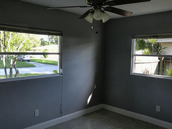 5th image of 1740 Suffolk Dr
