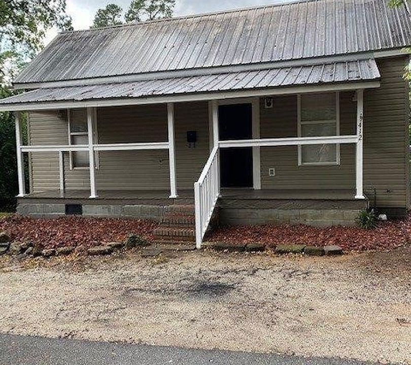 1st image of 412 15th Ave