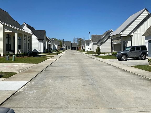 5th image of 10127 Clarks Ferry Dr