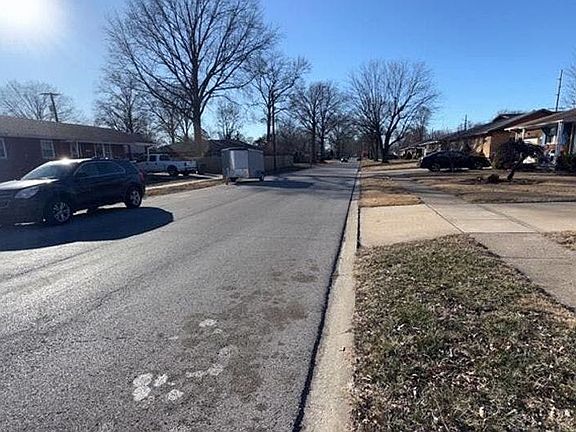 5th image of 2617 Lynch Ave