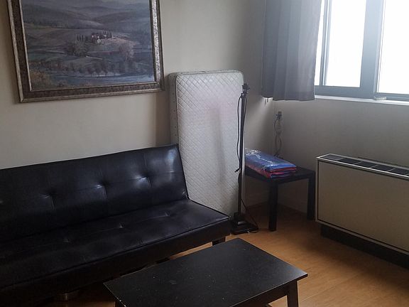 2nd image of 60 Strawberry Hill Ave Unit 910