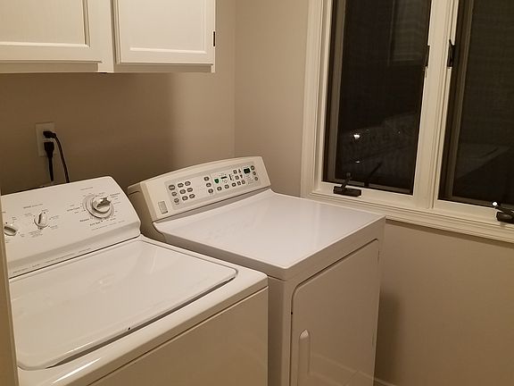 5th image of 652 Knightsbridge Dr