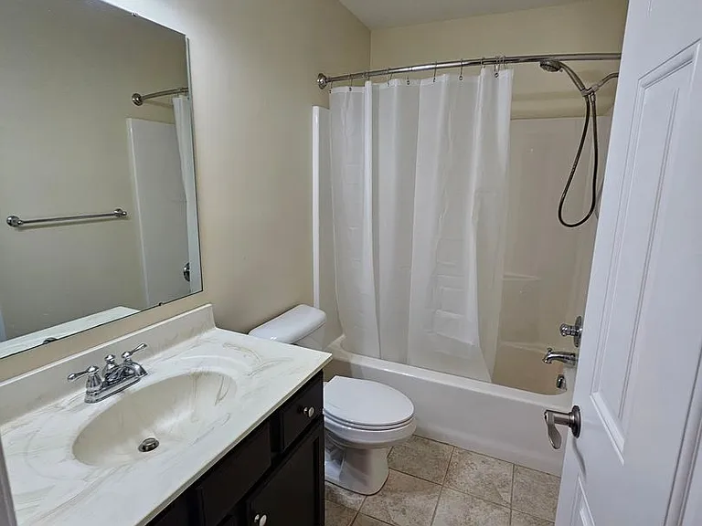 6169 Marteney Ave — Photo 7