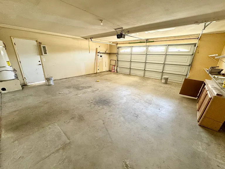 21235 Windsong St — Photo 33