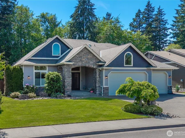 6220 213th Avenue Ct E, Bonney Lake, WA 98391