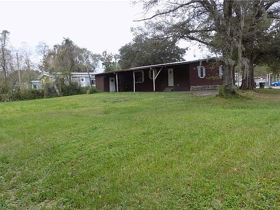 4th image of 2416 Kyle St