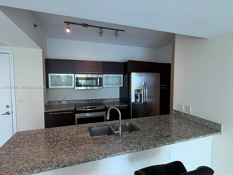 951 Brickell Ave #1206 — Photo 7