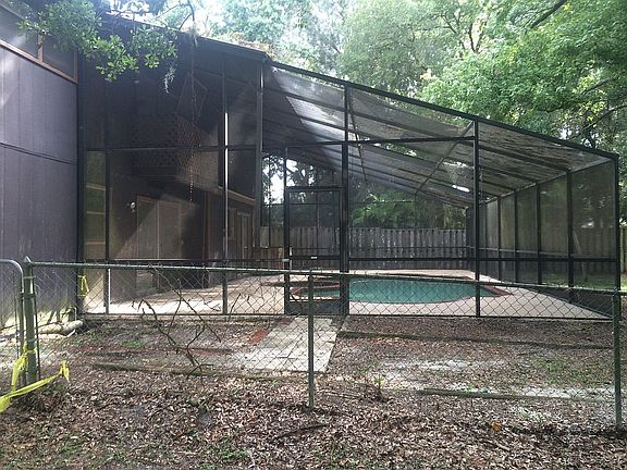 Pool cage 8/20/14