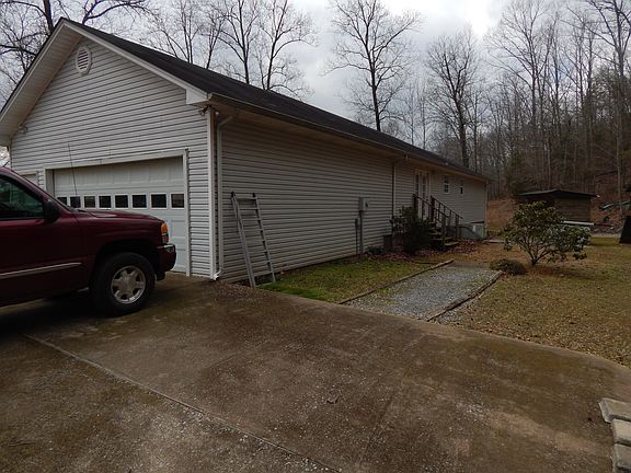 3rd image of 105 Johnson Hollow Cir