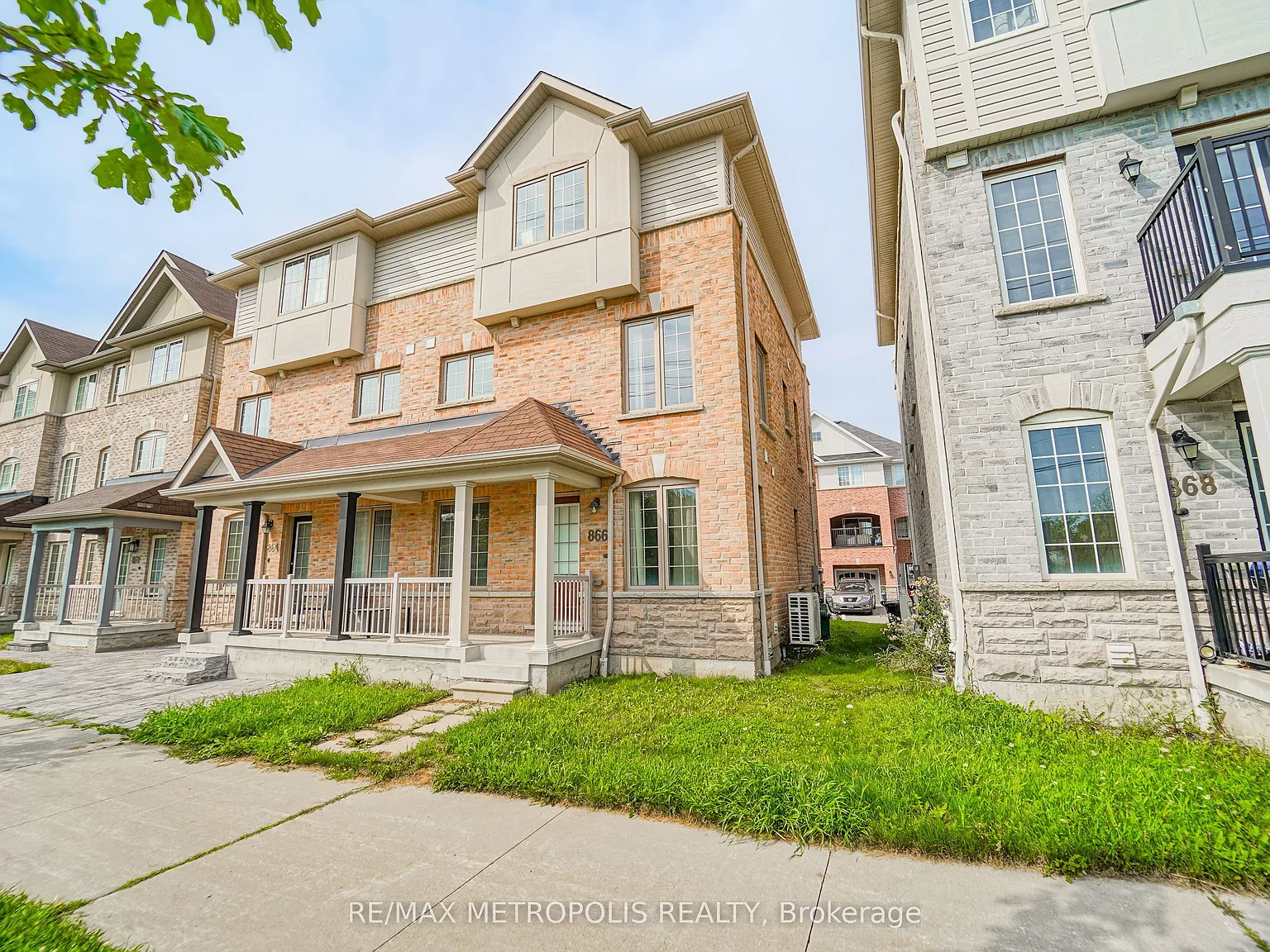 3 bed, $2,900 — Photo 4