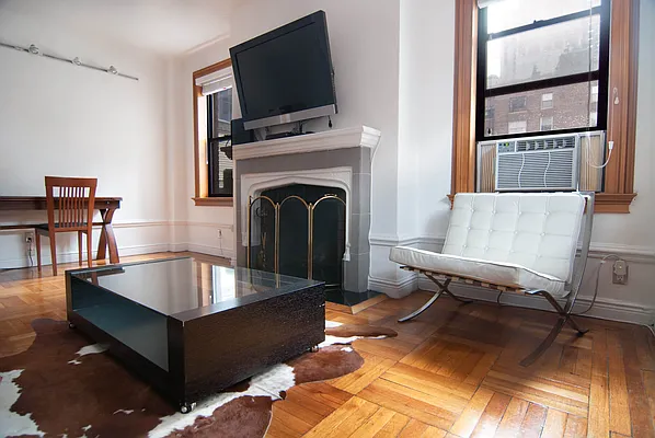 Rented by WAM Partners - William Moses Co. | media 28