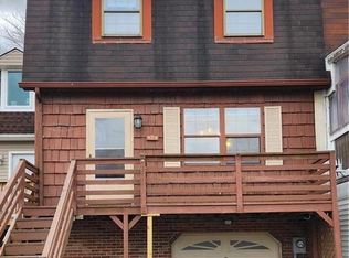 614 E Main St, Bath, PA 18014