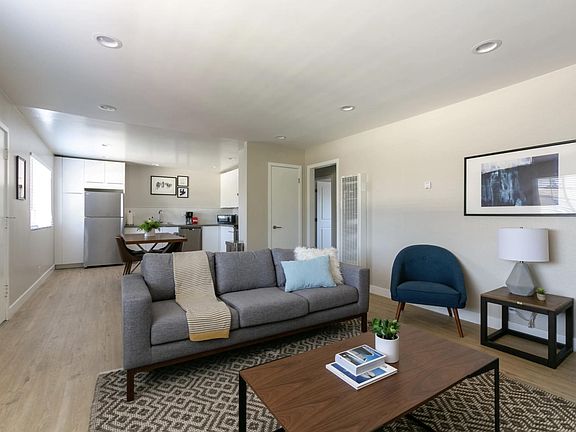 5th image of 141 Wilton Dr APT 3