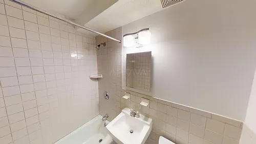 14 Murdock St Photo 1