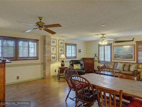 4th image of 8957 SW 52nd Ct