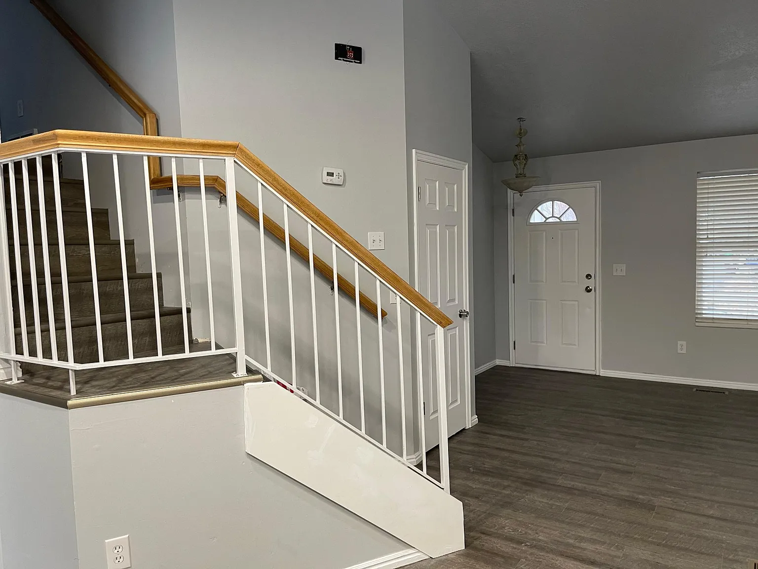 5 bed, 2000 sqft, $2,750 — Photo 4