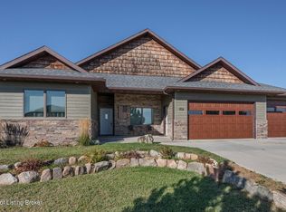 609 5th St NW, South Heart, ND 58655
