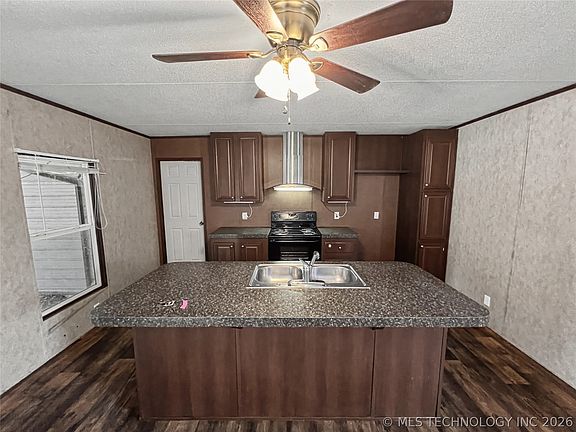3rd image of 6050 N 38th St E