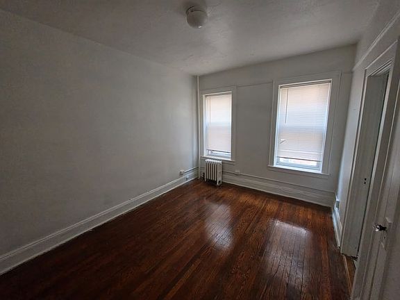 2nd image of 5 Kelly Pkwy #202A