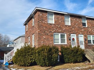 1 Huntoon Ave, Lowell, MA 01852