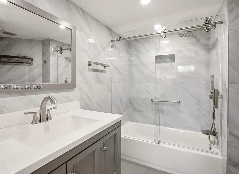 9425 Fontainebleau Blvd #202 — Photo 17