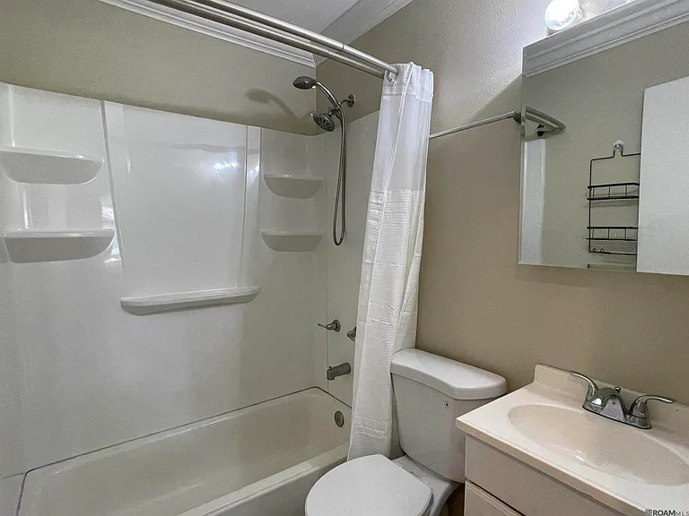 331 E Bolivar Dr — Photo 20