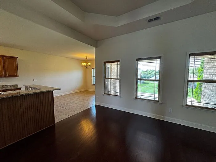 29635 Laura Ridge Dr NW — Photo 10