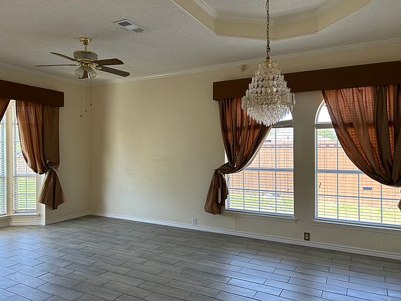3rd image of 2224 Glacier Ct