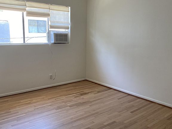 5th image of 1221 N Flores St #8