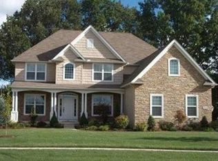 31912 Woodside Cir, Avon Lake, OH 44012
