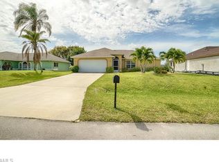 532 SE 2nd Ter, Cape Coral, FL 33990