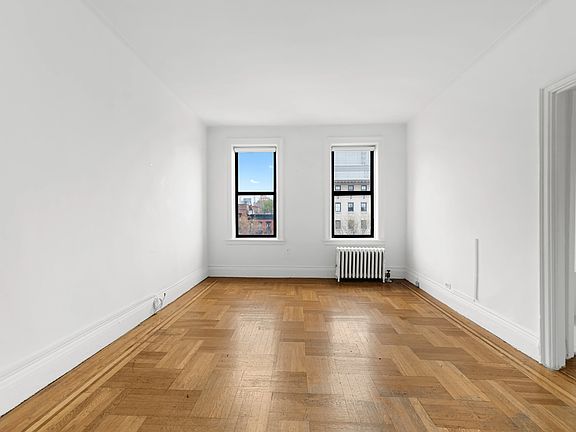 3rd image of 99 E 4th St APT 6H