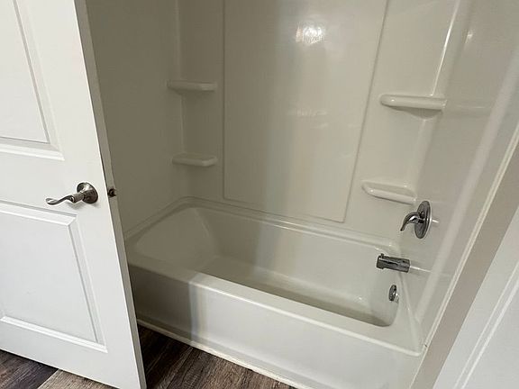 3rd image of 1045 Terrace Dr #1047