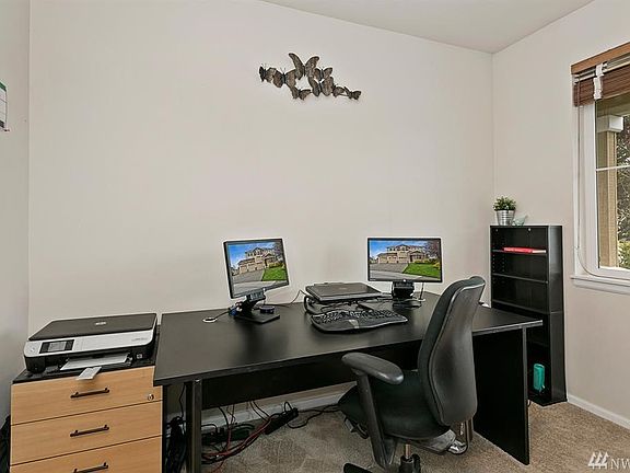 4th image of 7111 286th St NW