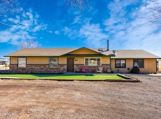 8657 Silver Valley Rd, Flagstaff, AZ 86004