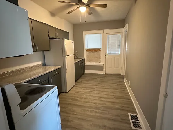 432 16th Ave, East Moline, IL 61244