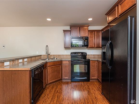 3rd image of 20002 18th Avenue Ct E