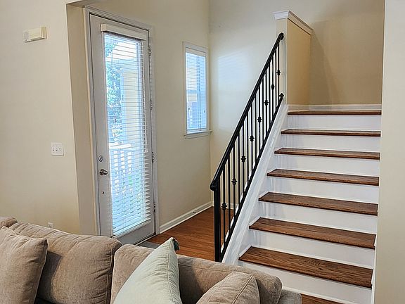 2nd image of 1292 Isle Bay Dr