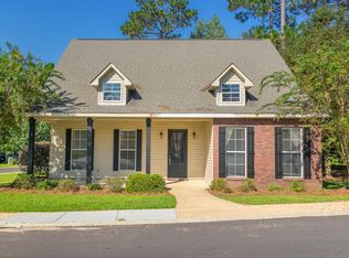 50 Bridgefield Ct, Hattiesburg, MS 39402