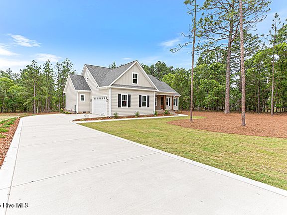 2nd image of 131 Longleaf Drive