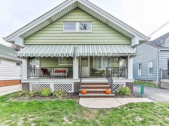 4th image of 4057 W 161st St