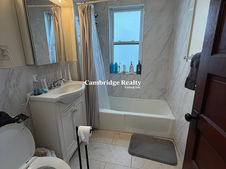 11 Ashland St #1 — Photo 10