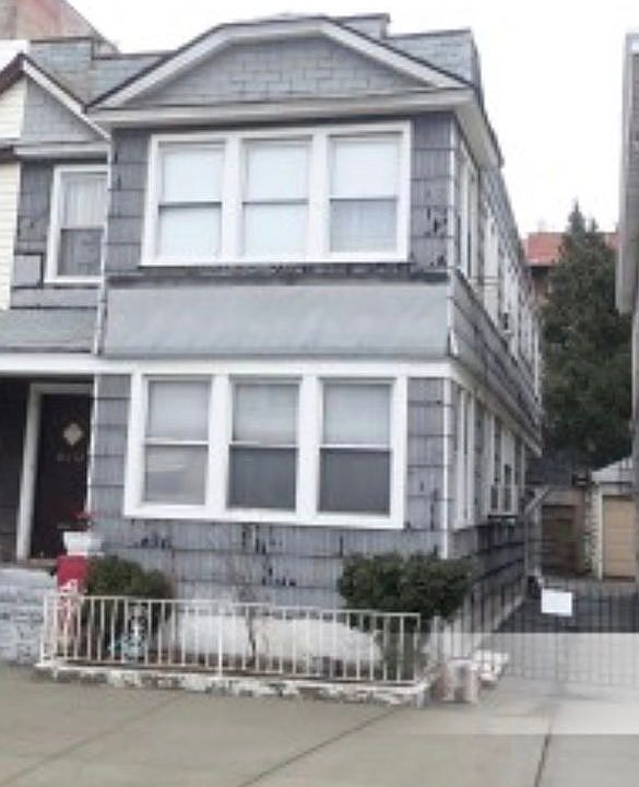 1st image of 4043 67th St