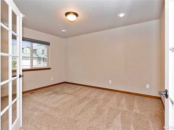 5th image of 10732 Armada Ave NW